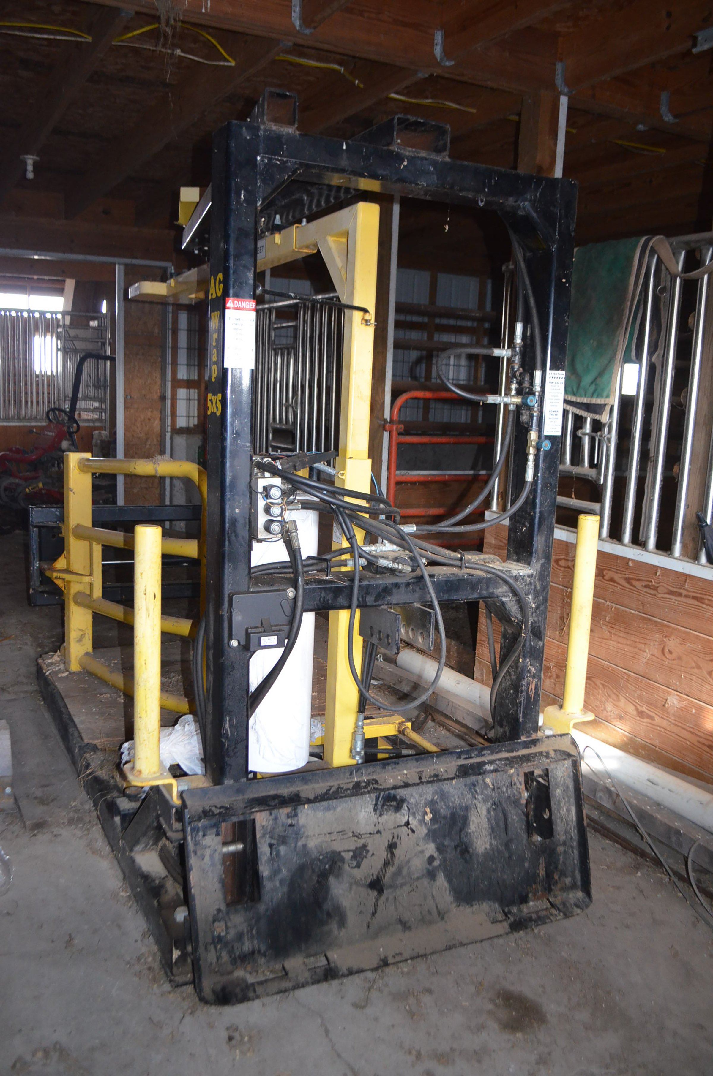 Property photo 38 - CONSTRUCTION, SHOP & FARM EQUIPMENT AUCTION IN ALLEN CO., INDIANA